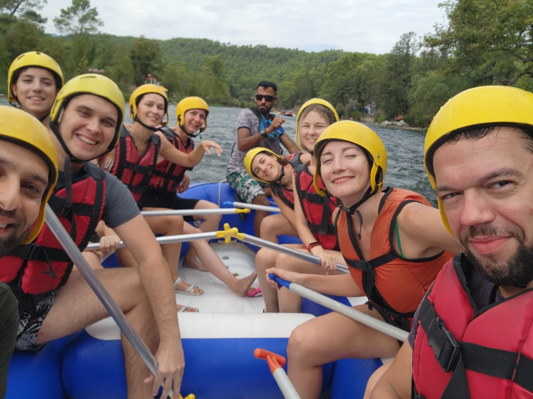 Групповое фото - Рафтинг Тазы каньон