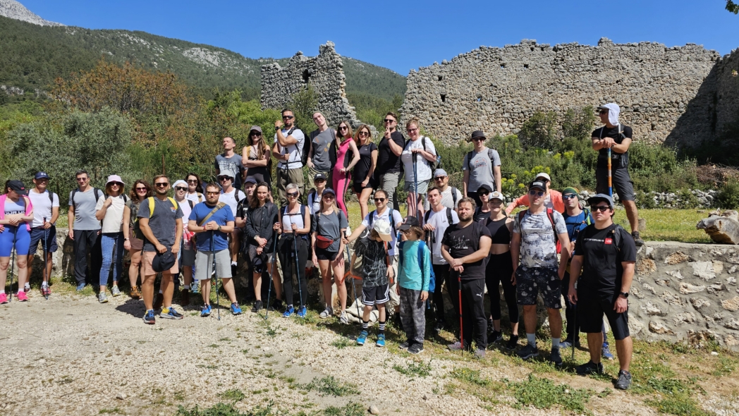 Групповое фото - Гедельме - мост